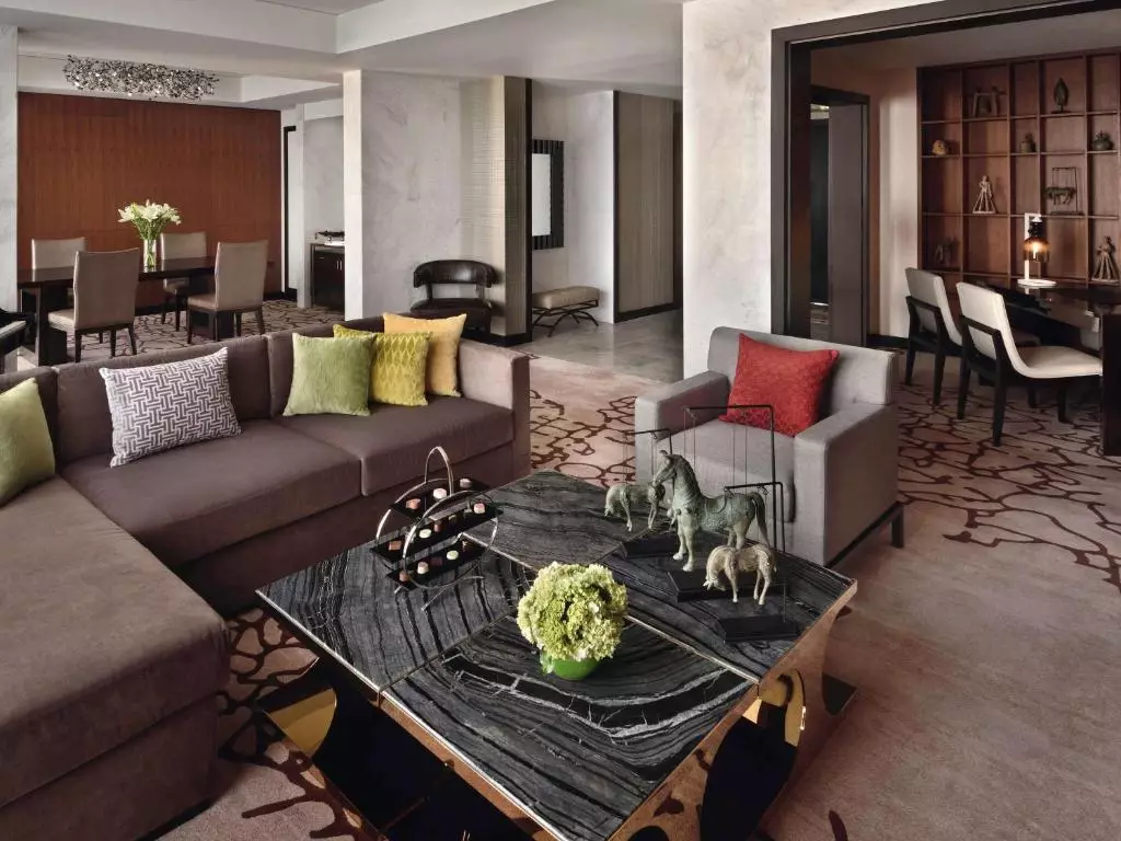 سوییت هتل ان اچ کالکشن کلمبو